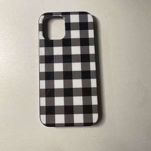 checkered casely iphone 12 pro phone case 🖤🤍